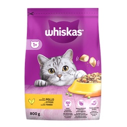 WHISKAS® Смачні подушечки з куркою для дорослих котів, 800 г image